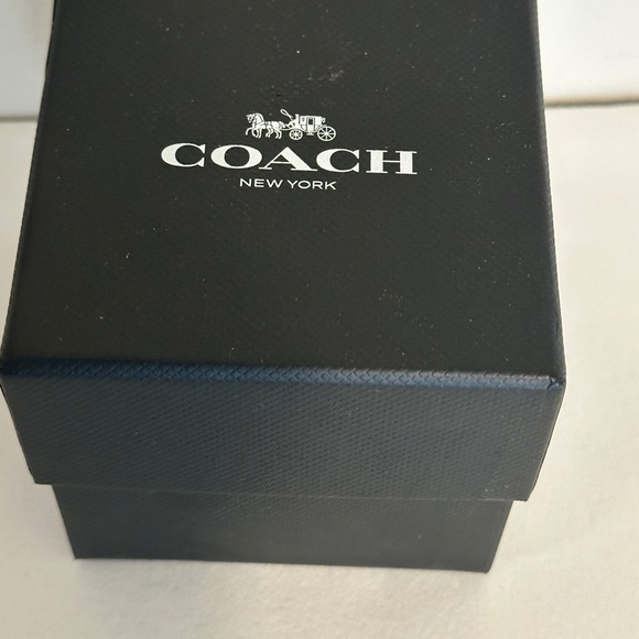 Coach Pink Leather Strap Watch - Picture 6 of 10